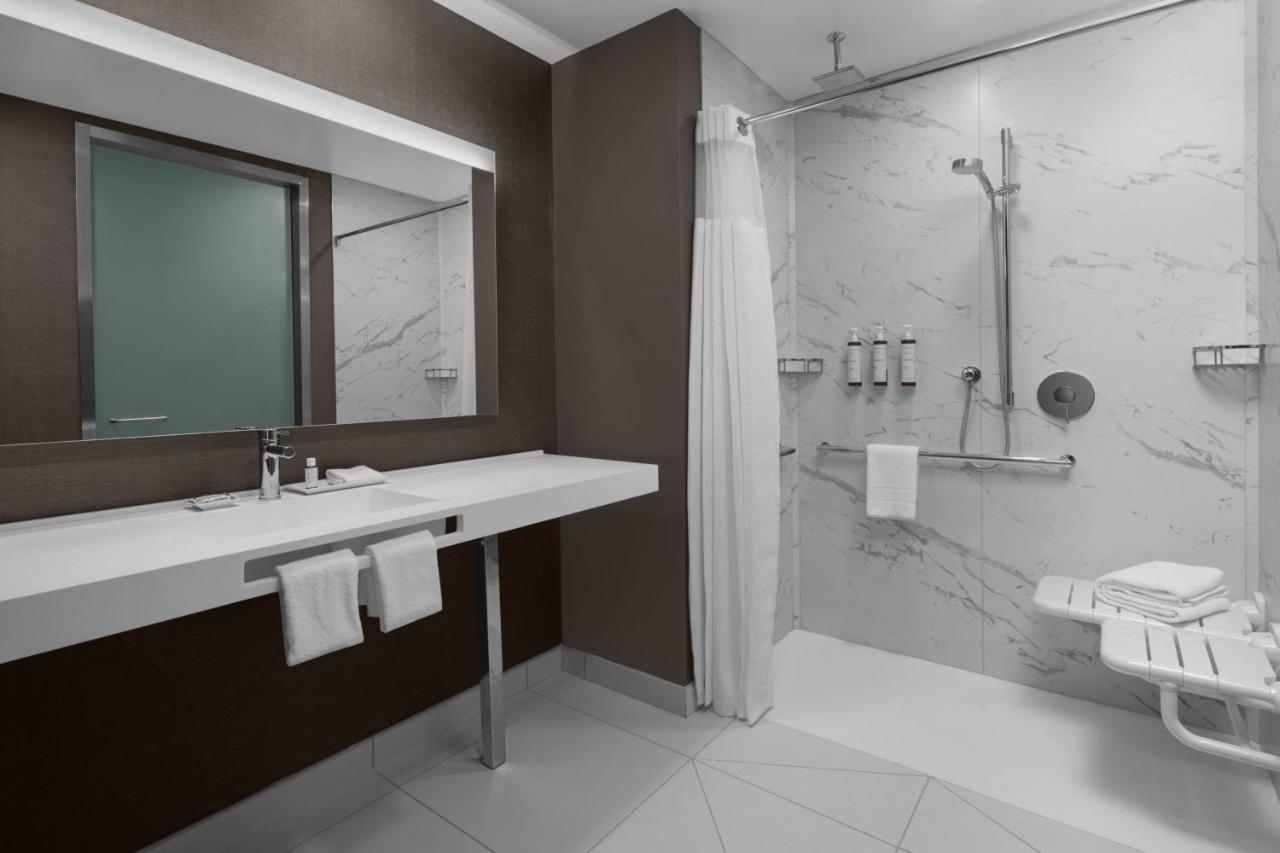 Ac Hotel By Marriott Charlotte Ballantyne المظهر الخارجي الصورة